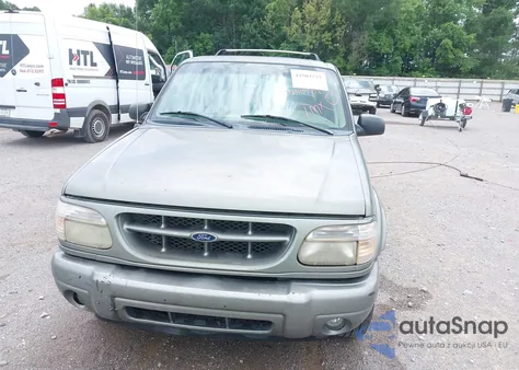 2000 Ford Explorer Limited из США, поврежденный, VIN 1FMZU85P9YUB30553